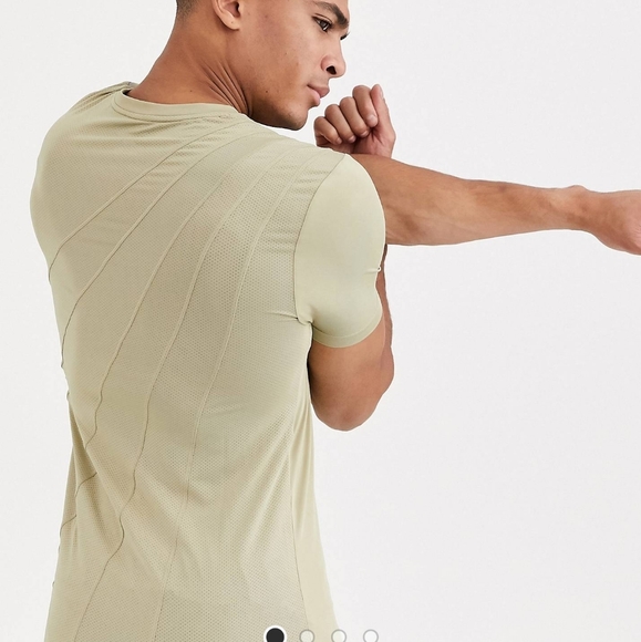ASOS 4505 Training Shirt Tan - Picture 2 of 5